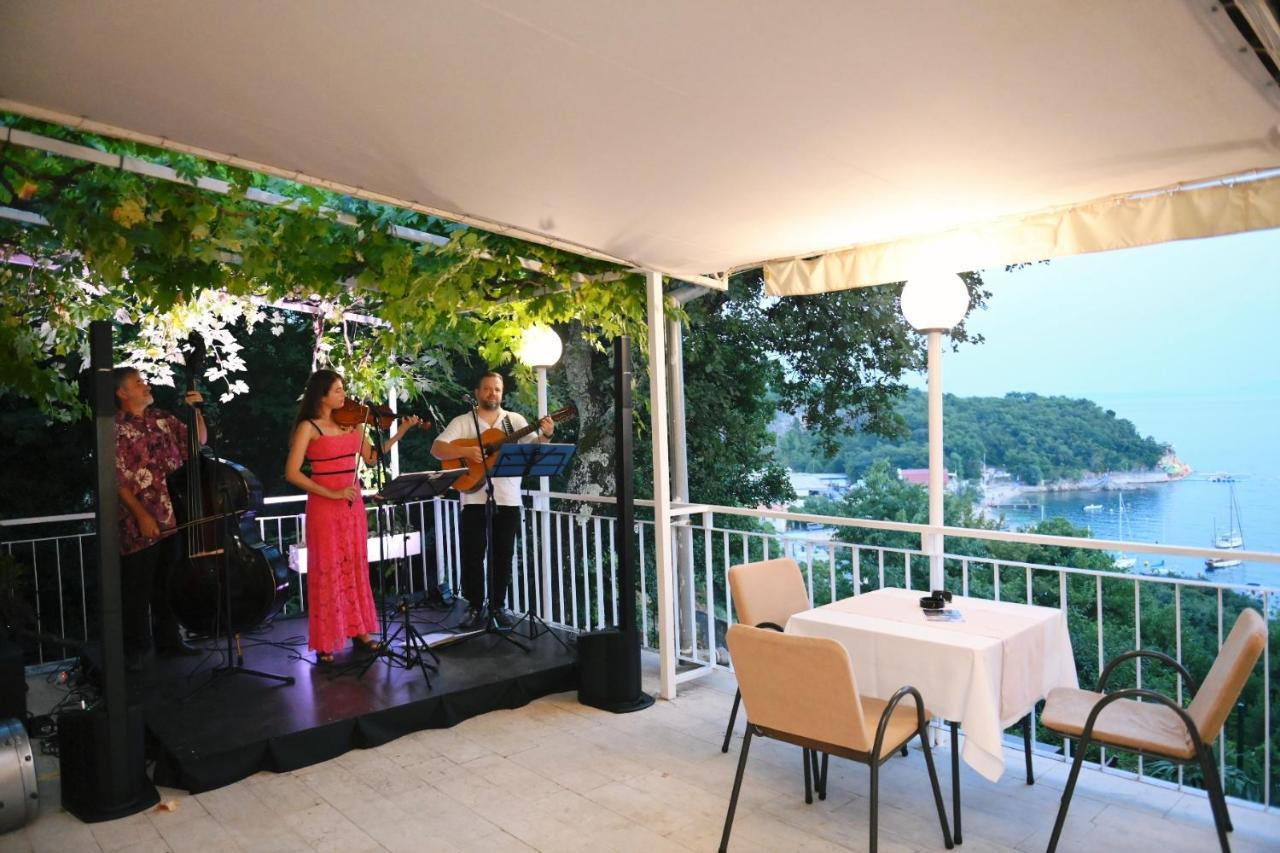 Boarding House Lucija Hotel Kostrena Buitenkant foto